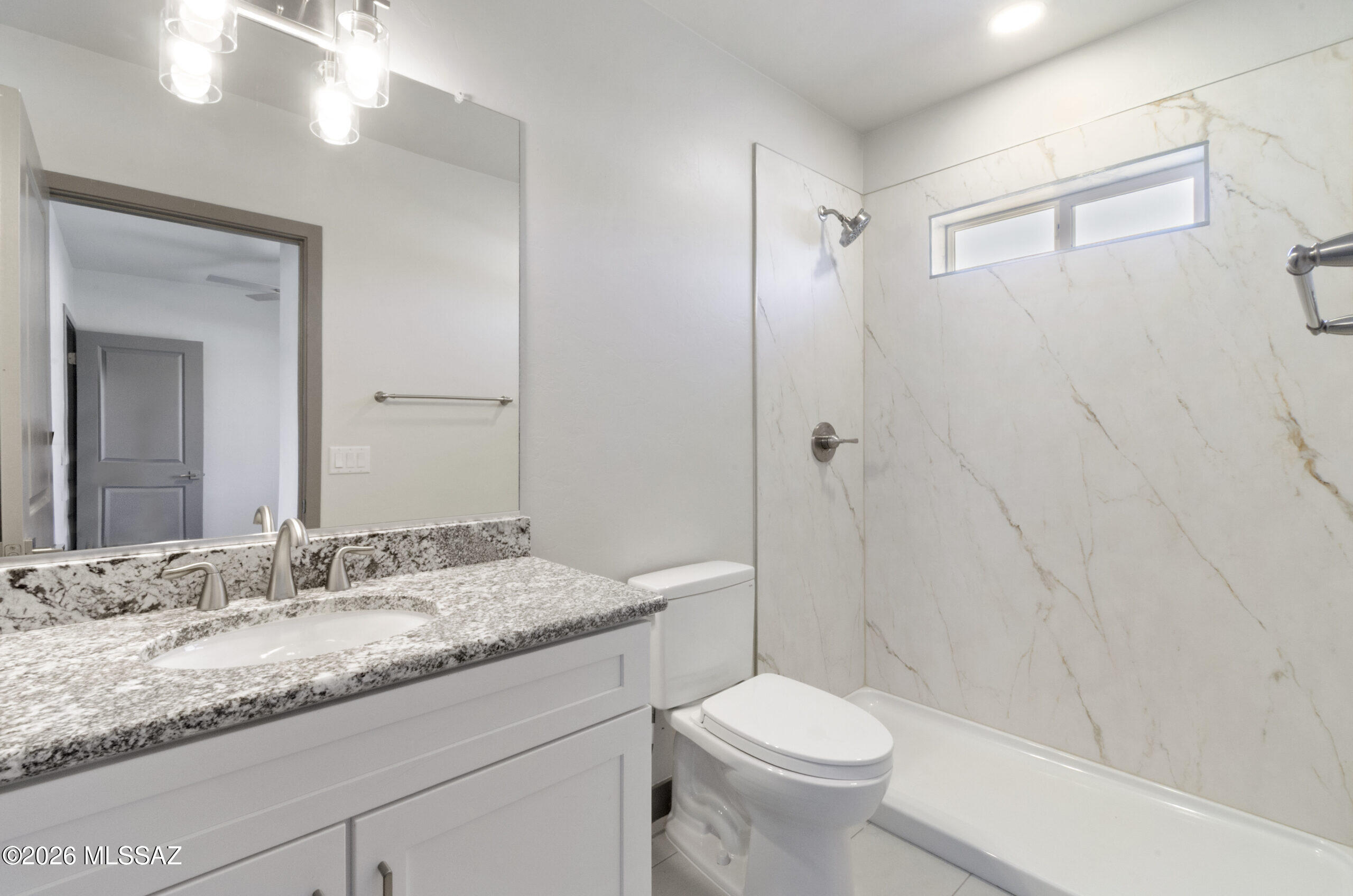 1720 East Edison Street, Unit 3 Tucson, AZ 85719 - Photo 23 of 31 Bathroom off the upstairs bedroom