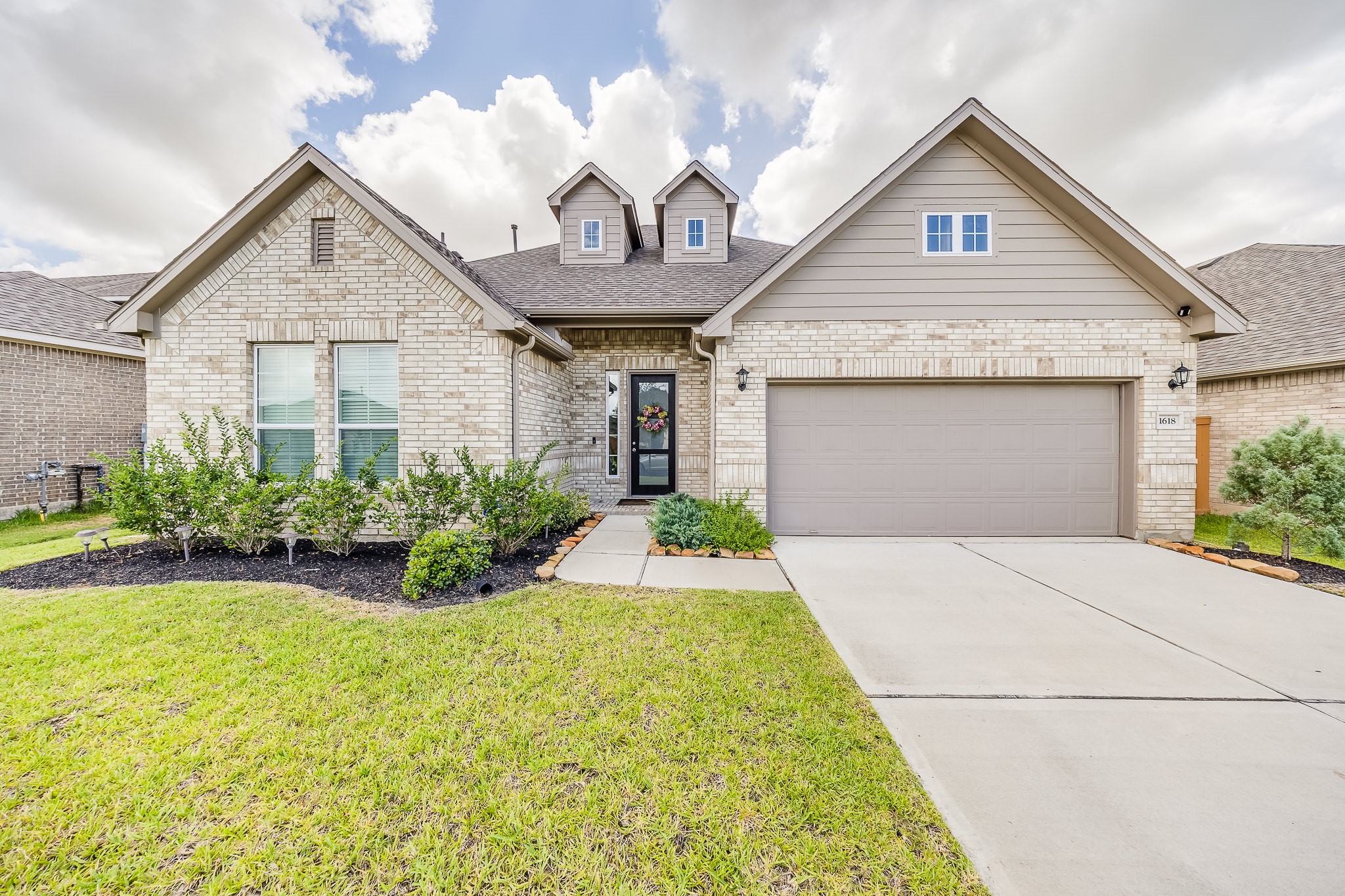 1618 Homewood Point Lane Rosharon, TX 77583 - Photo 1 of 27