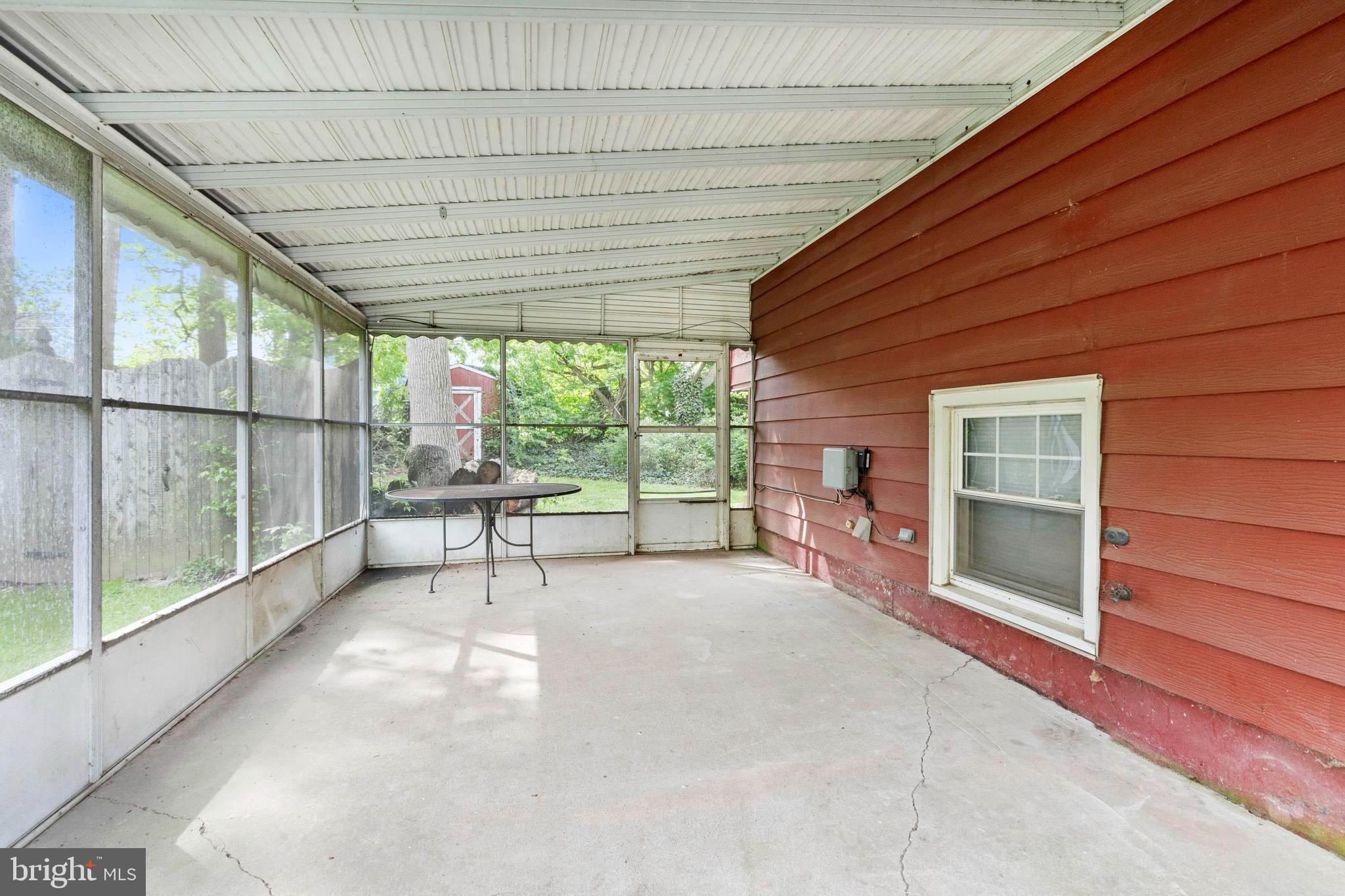 38 Queens Way Newark, DE 19713 - Photo 24 of 28 Screened Porch