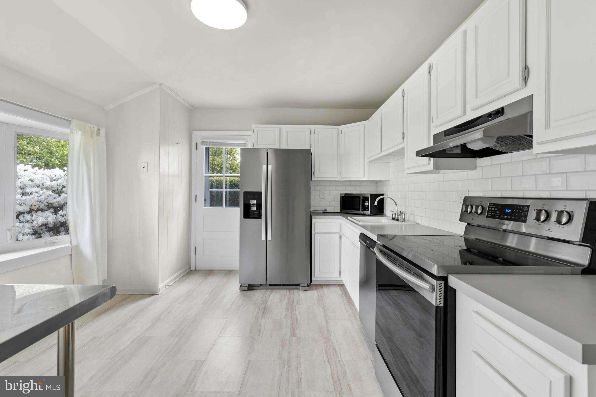 38 Queens Way Newark, DE 19713 - Photo 5 of 28 Kitchen