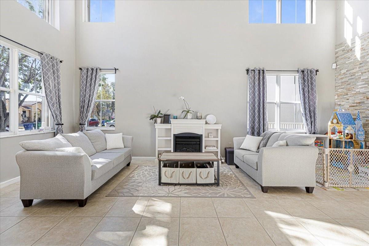 2316 Southwest 127th Avenue Miramar, FL 33027 - Photo 5 of 30 Photo 5