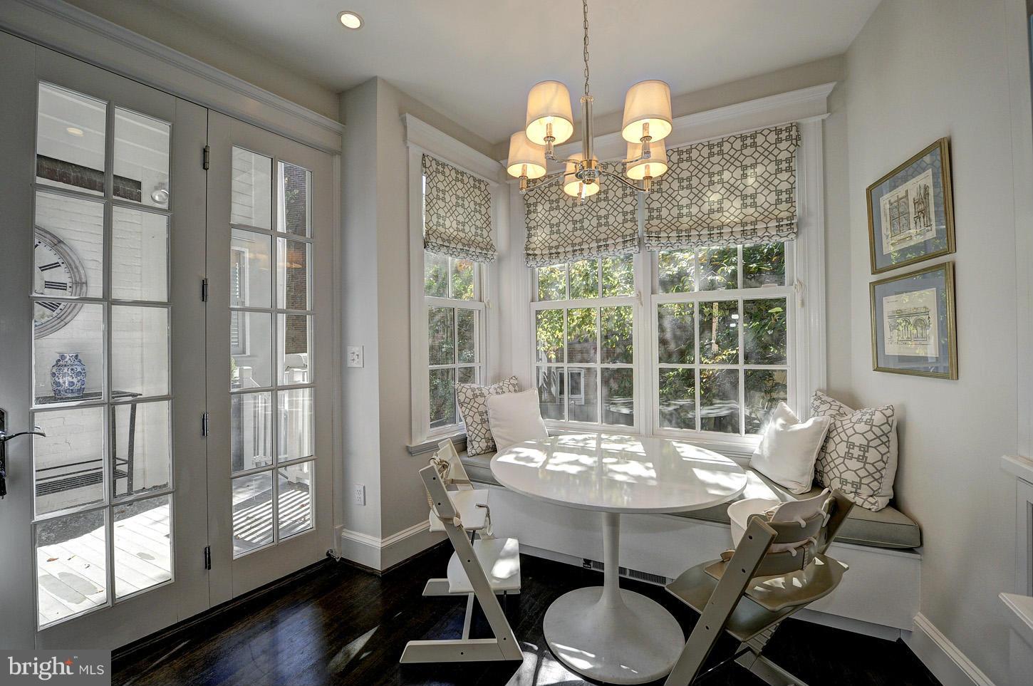 3002 R Street Northwest Washington, DC 20007 - Photo 10 of 24 Breakfast Nook