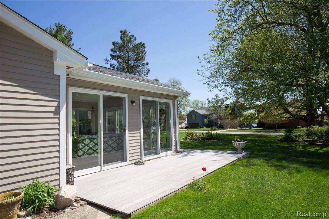 2353 Eaton Gate Road Lake Orion, MI 48360 - Photo 63 of 74 ZT7A7554.jpg