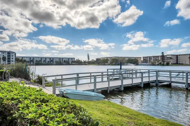 a car parked in front of a building