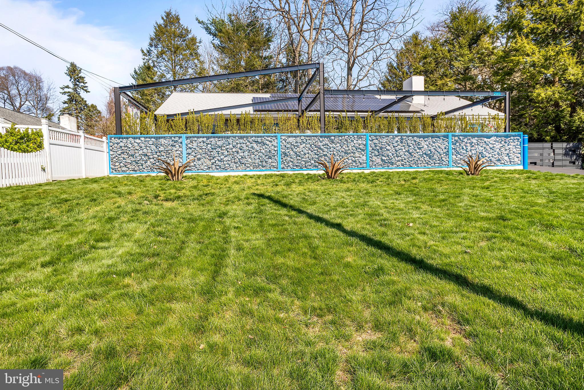 295 North Providence Road Media, PA 19063 - Photo 5 of 38