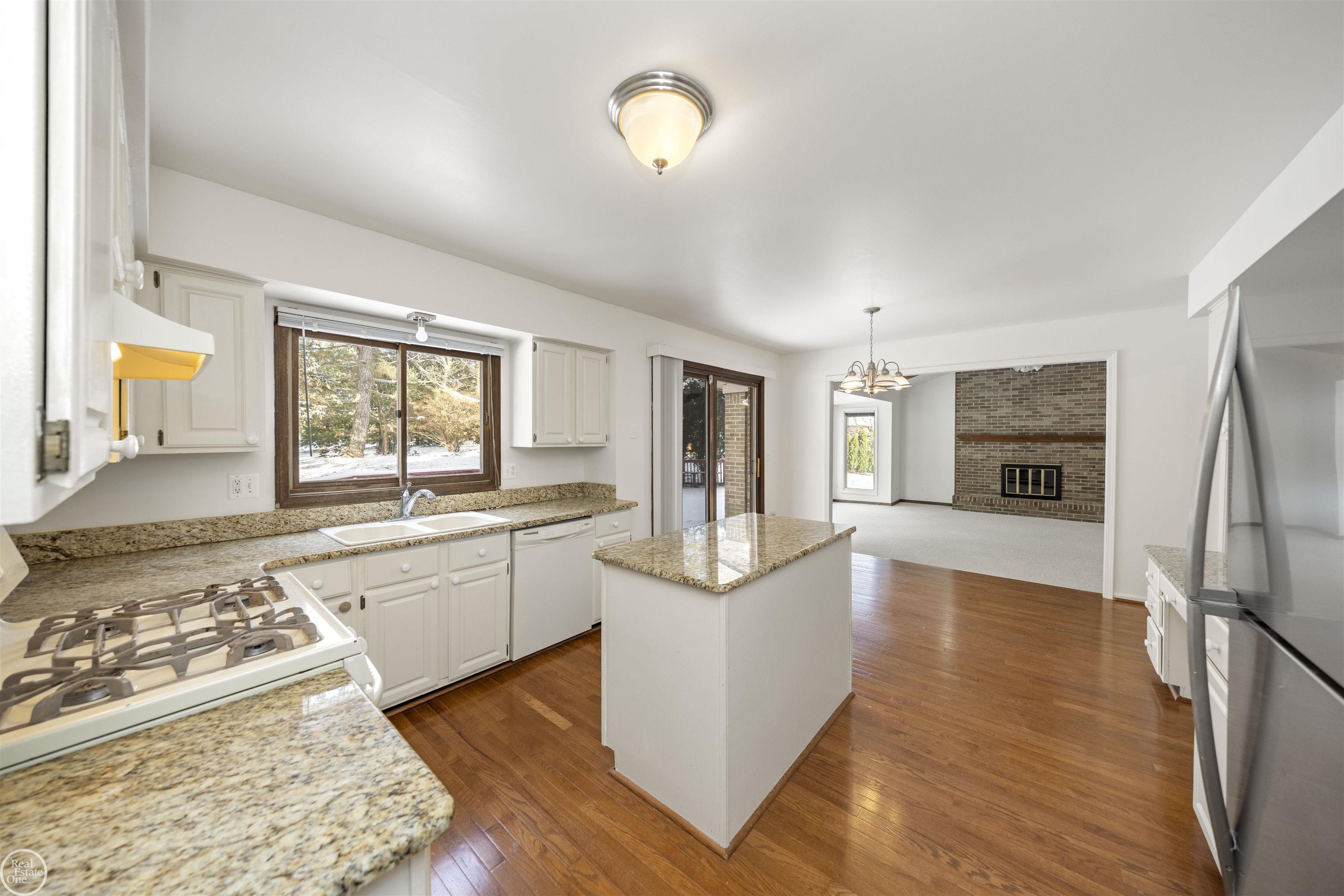 441 Silvervale Drive Rochester Hills, MI 48309 - Photo 16 of 65