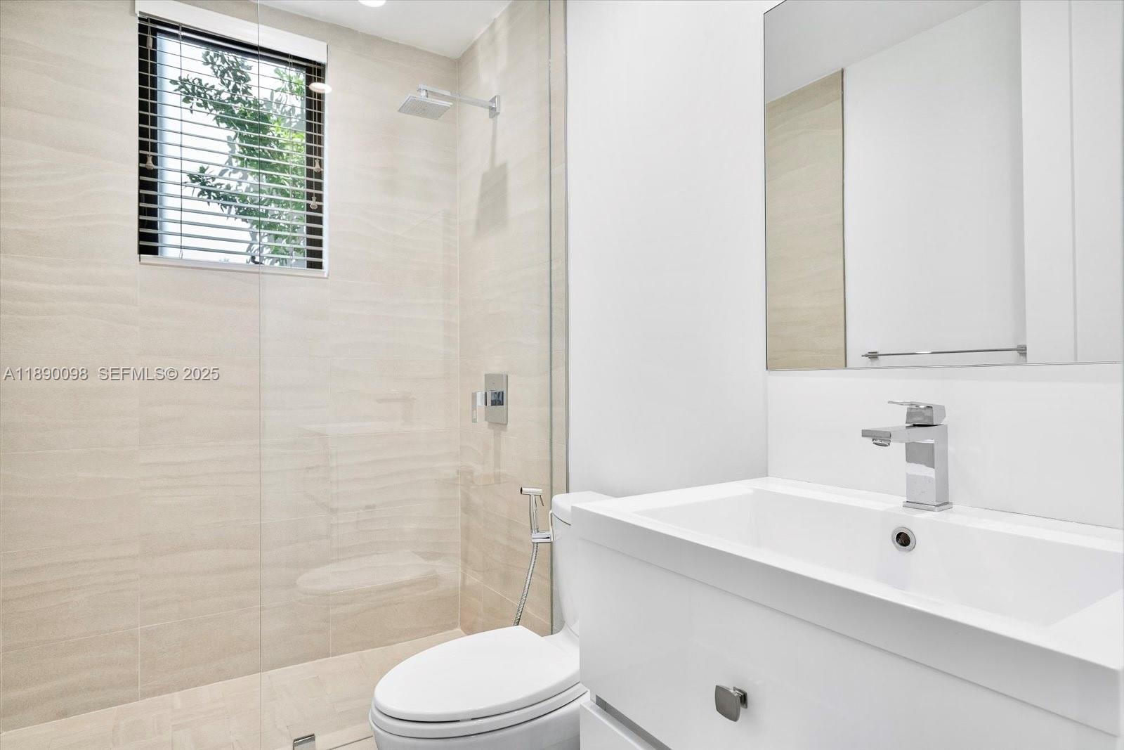 332 Balboa Street Hollywood, FL 33019 - Photo 26 of 42