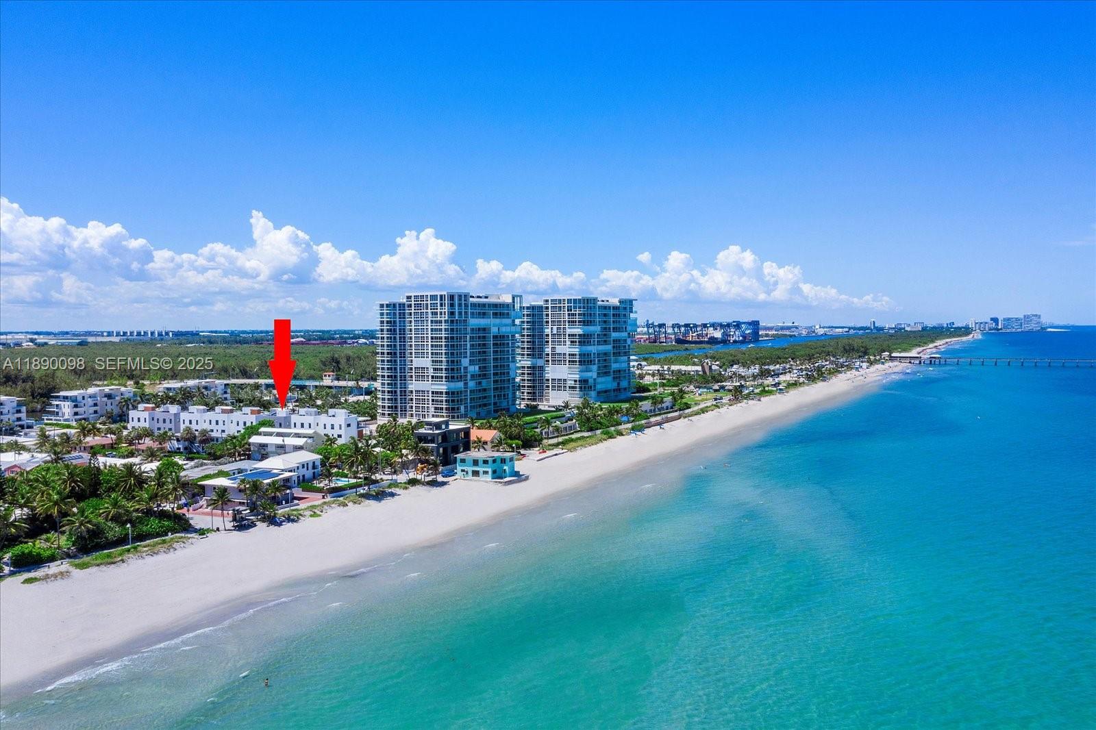 332 Balboa Street Hollywood, FL 33019 - Photo 3 of 42