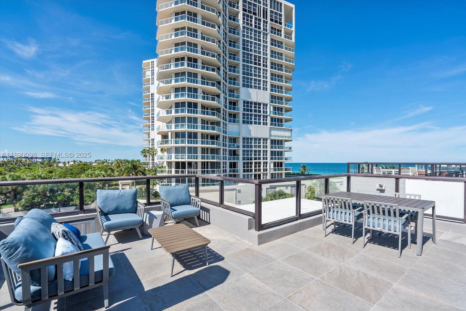 332 Balboa Street Hollywood, FL 33019 - Photo 9 of 42