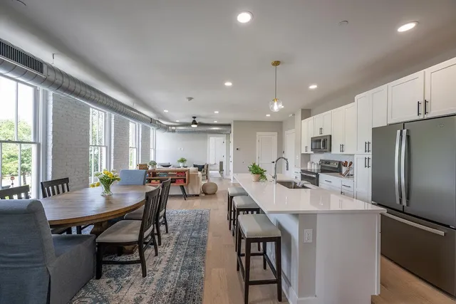 $5,400 | 70 Carolina Street, Unit 301, Charleston, SC 29403