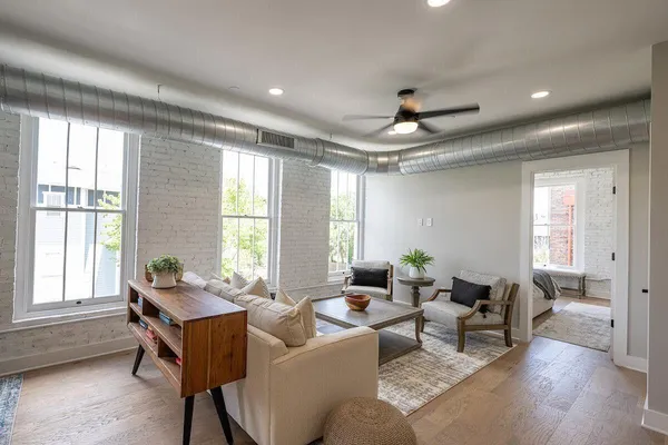 $5,400 | 70 Carolina Street, Unit 301, Charleston, SC 29403