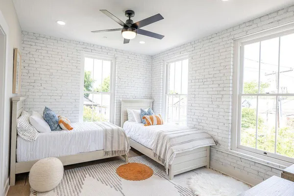 $5,400 | 70 Carolina Street, Unit 301, Charleston, SC 29403