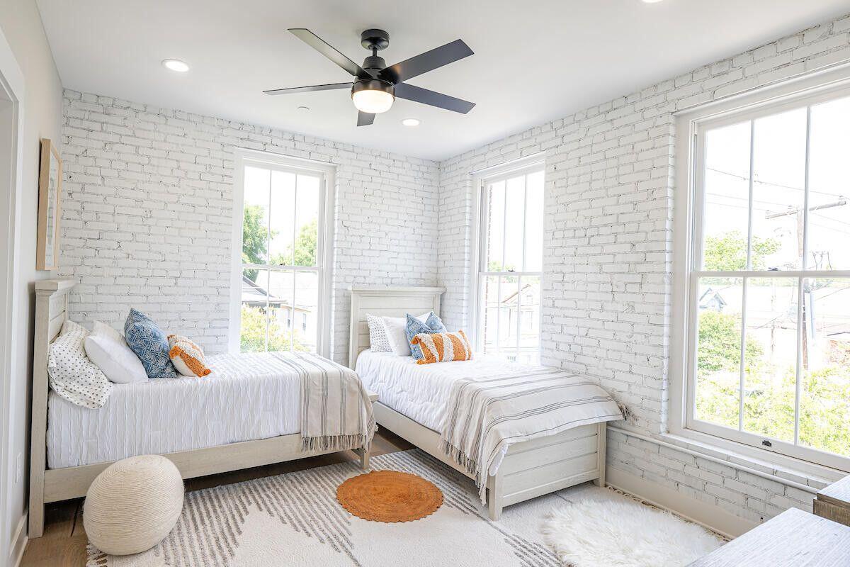 70 Carolina Street, Unit 301 Charleston, SC 29403 - Photo 9 of 12 9- 70 Carolina St (301)