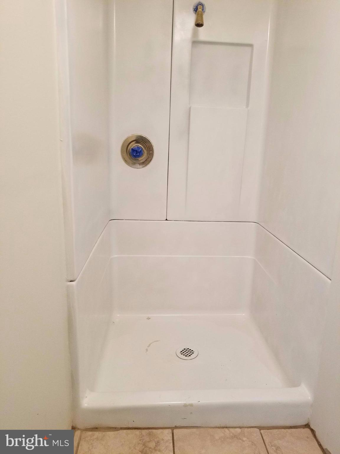 1675 Colonial Way Frederick, MD 21702 - Photo 21 of 30 Bath