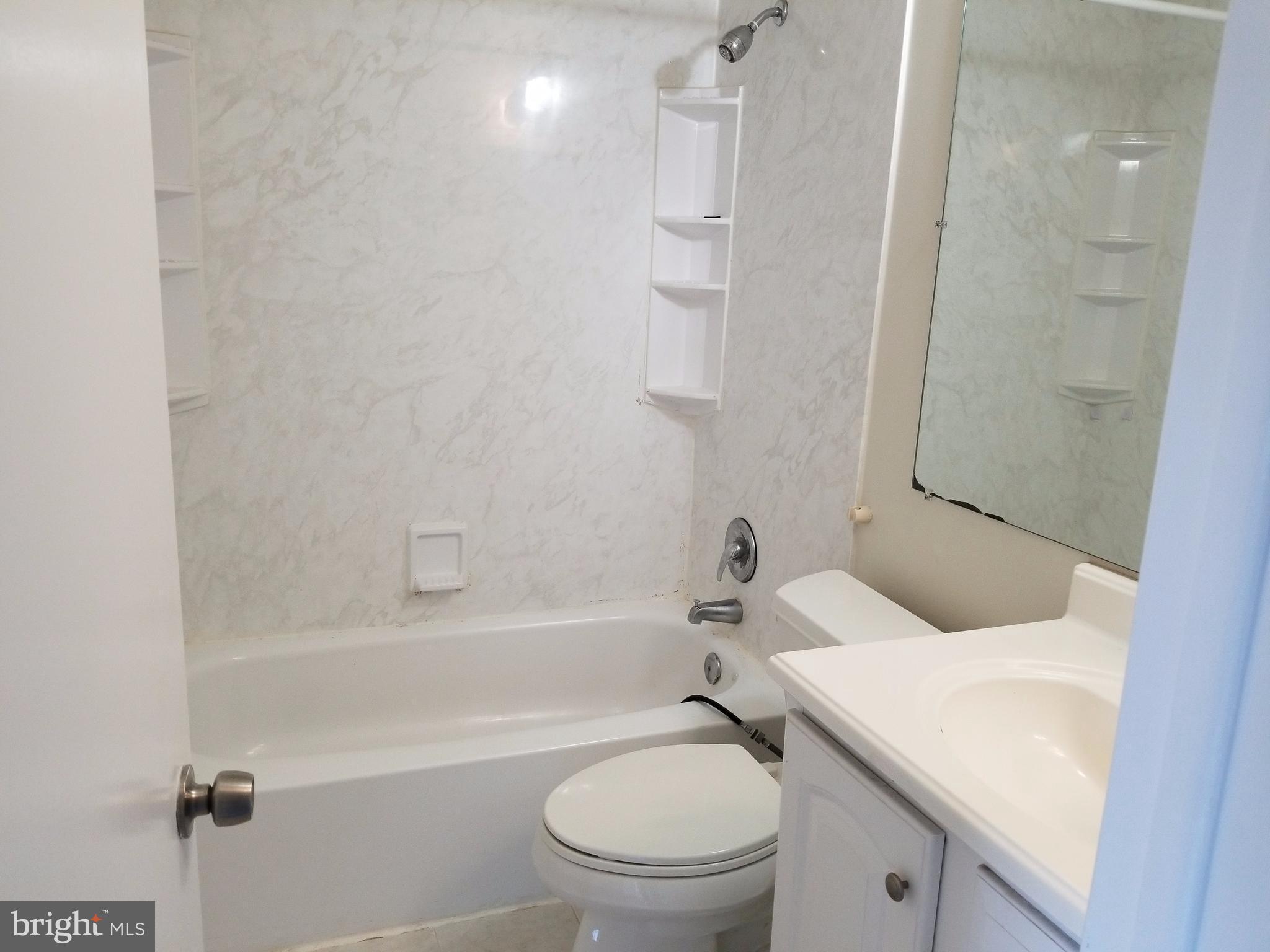 1675 Colonial Way Frederick, MD 21702 - Photo 8 of 30 Bath