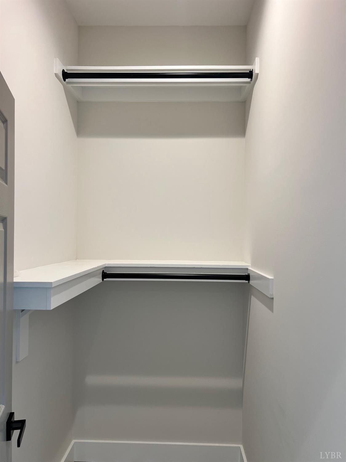 424 Main Street Madison Heights, VA 24572 - Photo 20 of 33