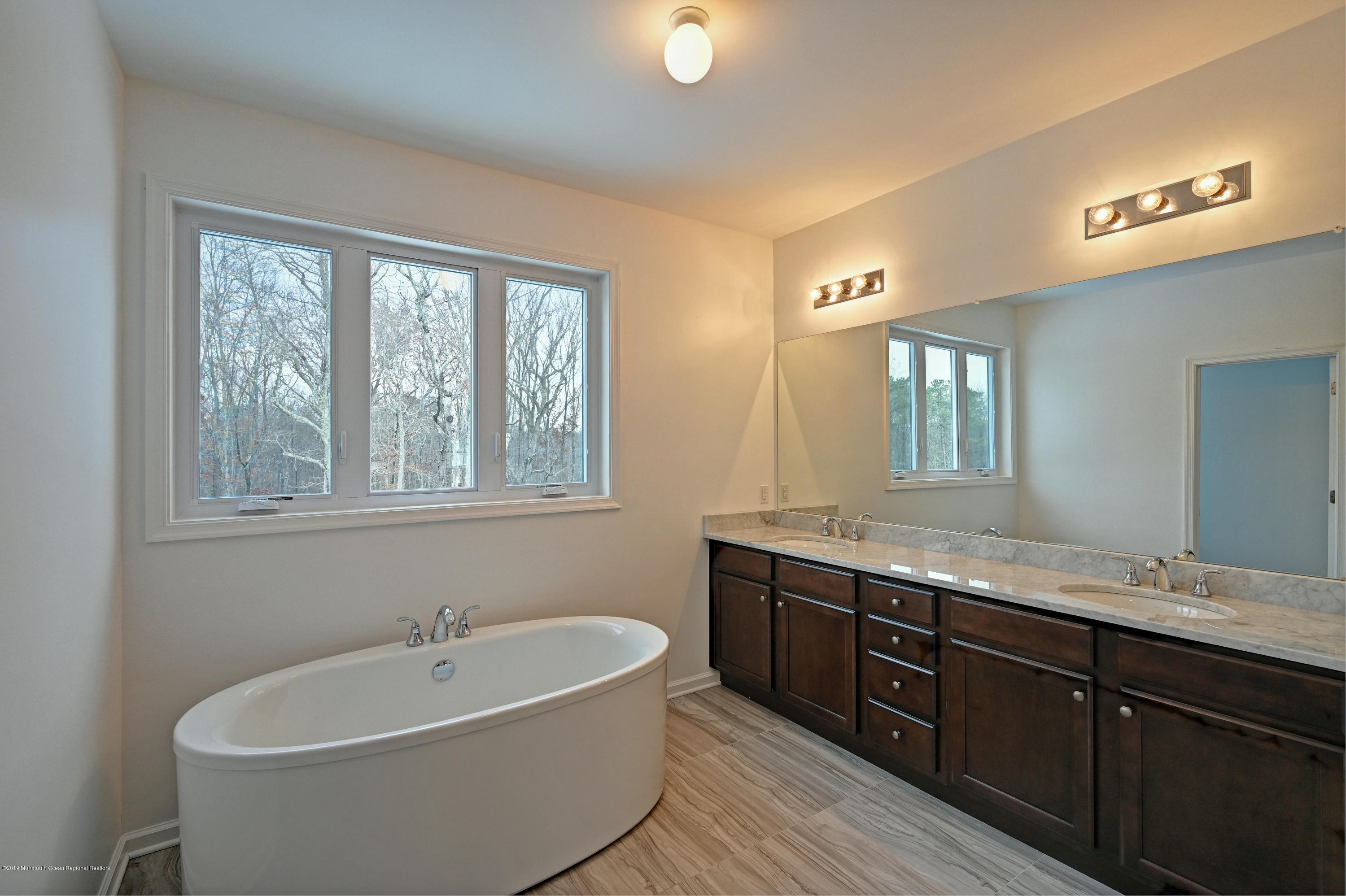 3 Monarch Path Morganville, NJ 07751 - Photo 31 of 43 31-Master Bath