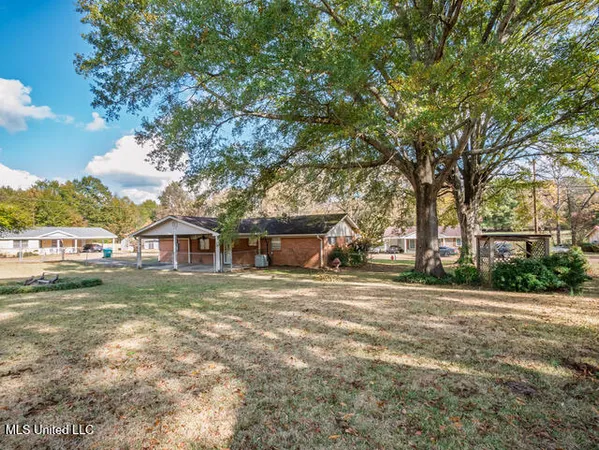 $165,000 | 218 Edwin Circle, Sardis, MS 38666