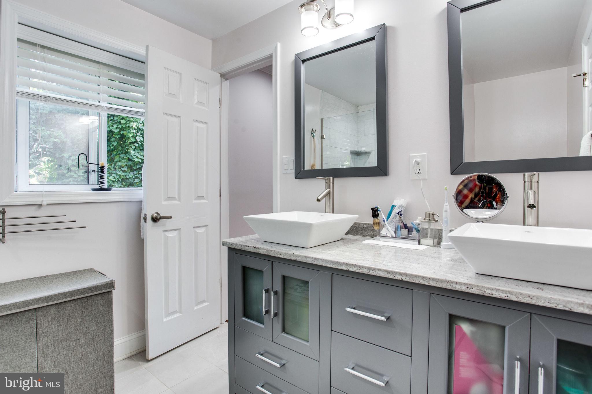 4001 Gallows Road Annandale, VA 22003 - Photo 32 of 48 MASTER BATH