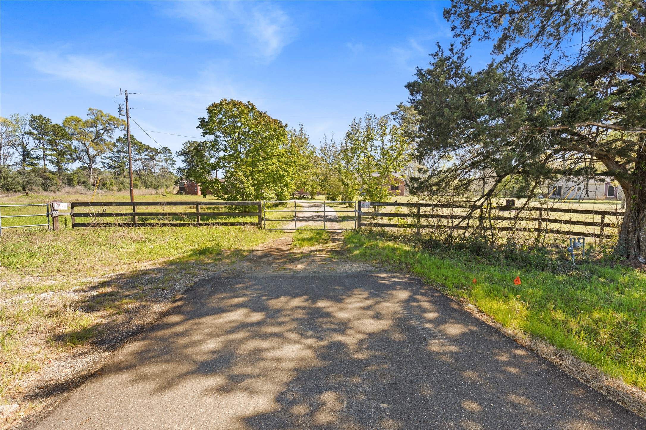 18125 FM 1484 Road Conroe, TX 77303 - Photo 2 of 16