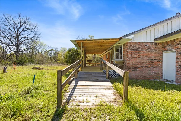 $2,000 | 18125 FM 1484 Road, Conroe, TX 77303