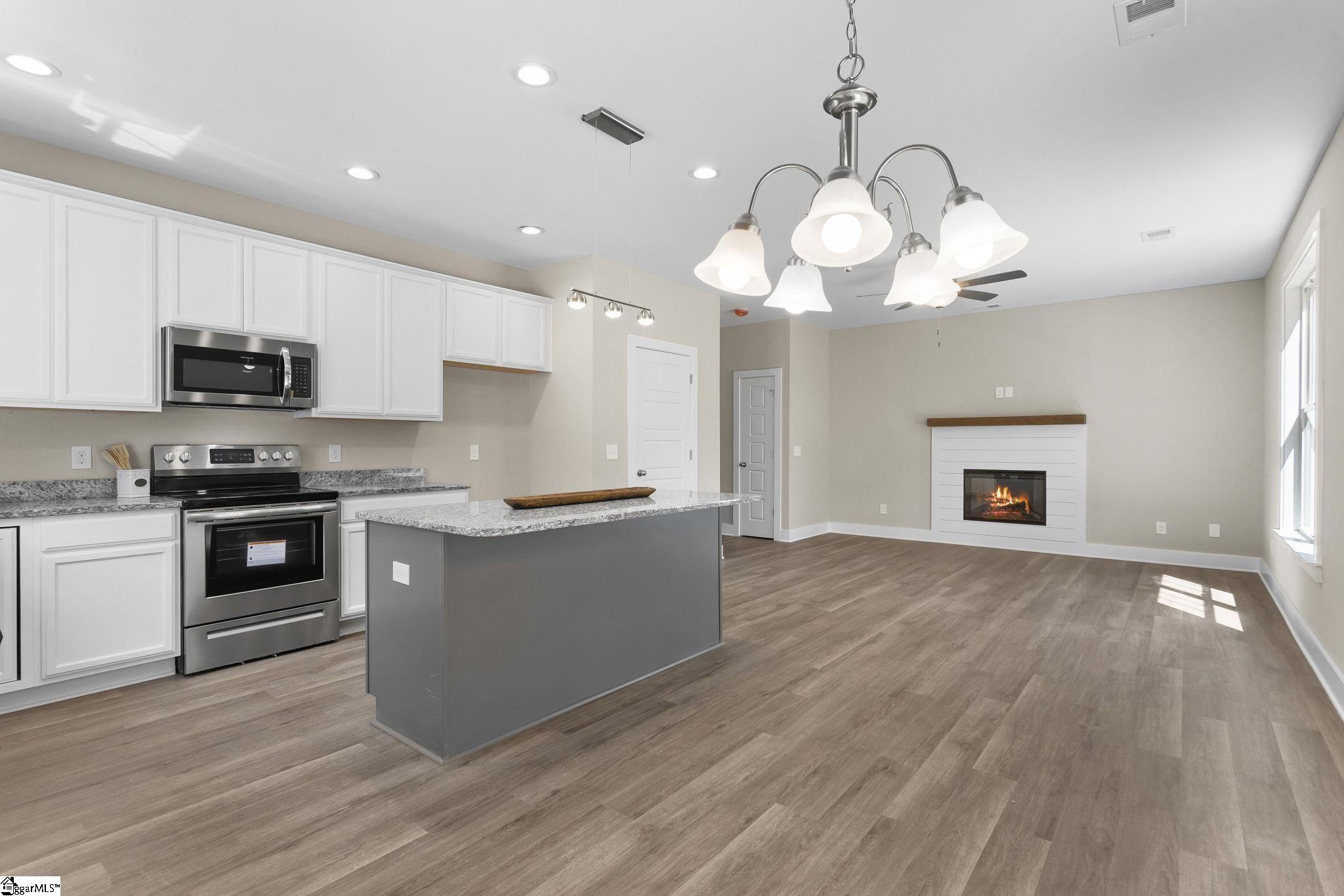 115 Sherwood Road Easley, SC 29640 - Photo 12 of 31