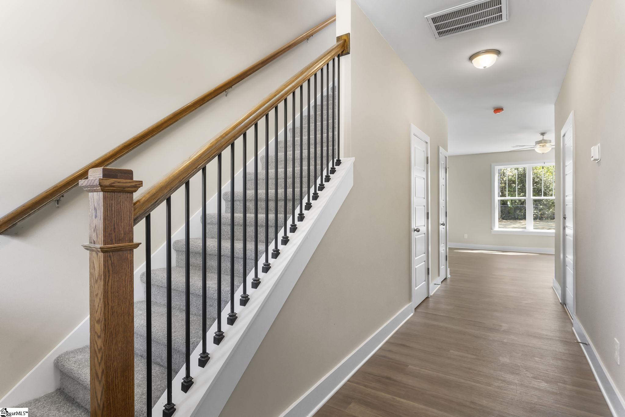 115 Sherwood Road Easley, SC 29640 - Photo 6 of 31