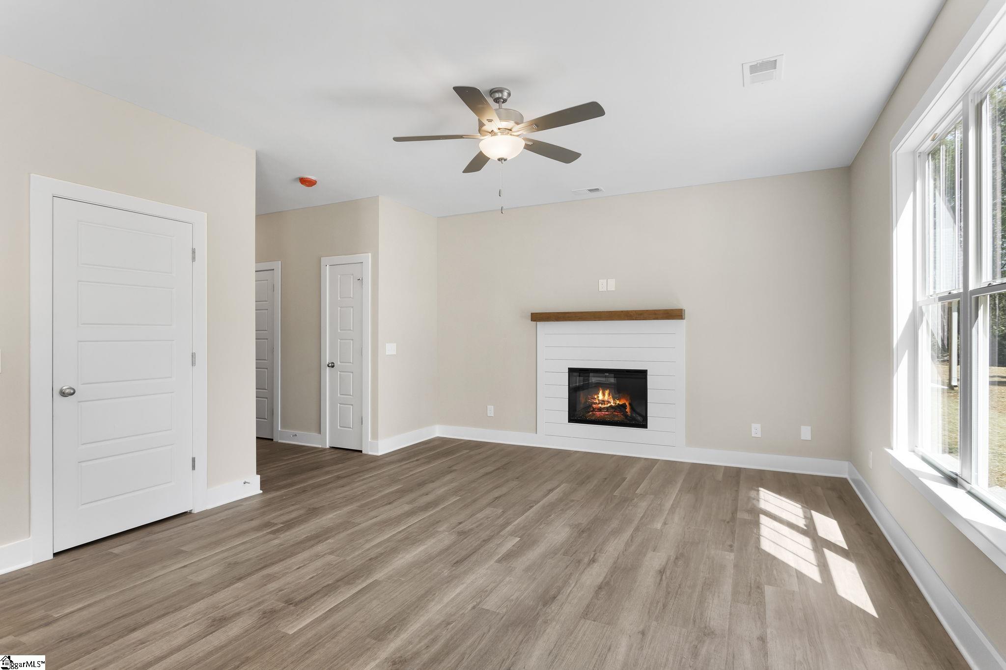 115 Sherwood Road Easley, SC 29640 - Photo 10 of 31