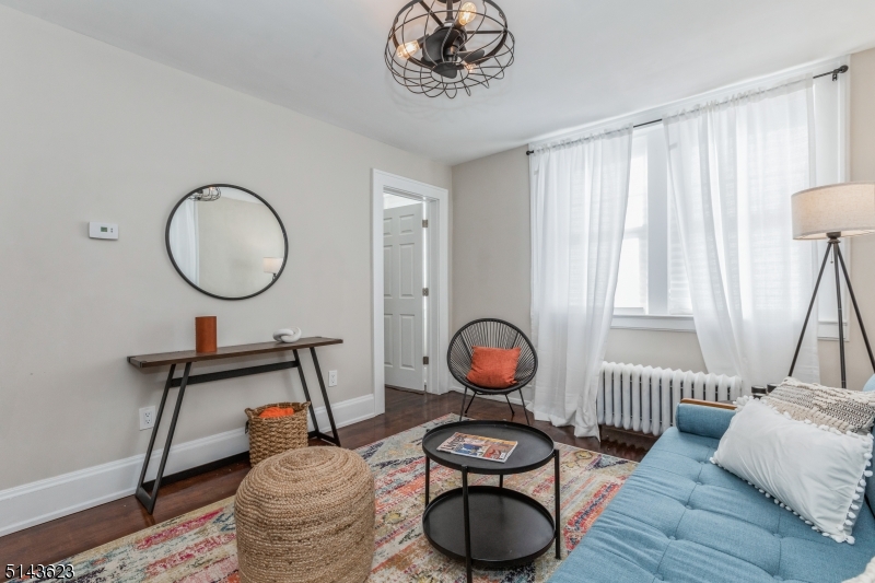 43 Pleasant Way, Unit 1 Montclair, NJ 07042 - Photo 11 of 34