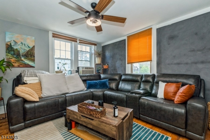 43 Pleasant Way, Unit 1 Montclair, NJ 07042 - Photo 21 of 34