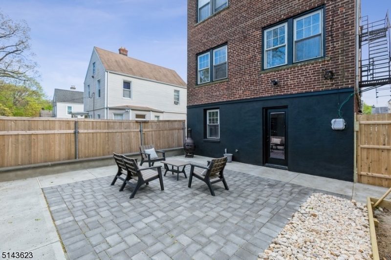 43 Pleasant Way, Unit 1 Montclair, NJ 07042 - Photo 31 of 34