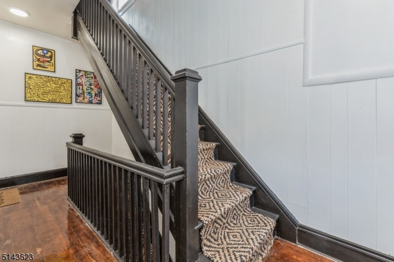 43 Pleasant Way, Unit 1 Montclair, NJ 07042 - Photo 4 of 34