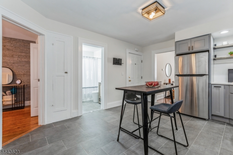 43 Pleasant Way, Unit 1 Montclair, NJ 07042 - Photo 5 of 34