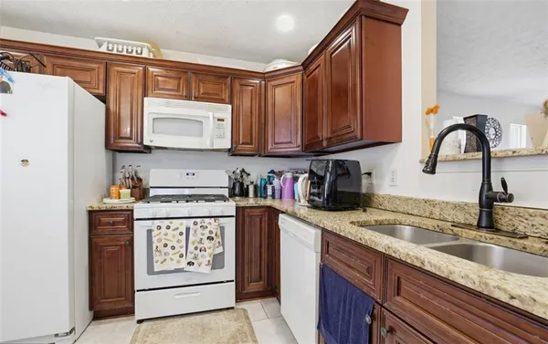 $2,300 | 205 Oak Grove Lane, Acworth, GA 30102