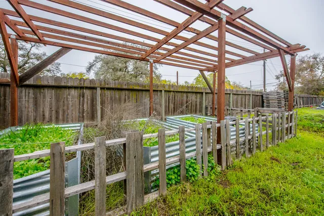 $515,000 | 634 K K, Rio Linda, CA 95673