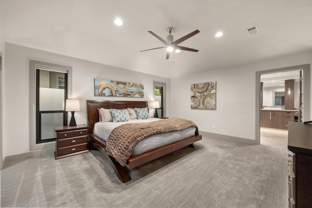1422 Country Club Road Arlington, TX 76013 - Photo 23 of 40 Gallery Image 23