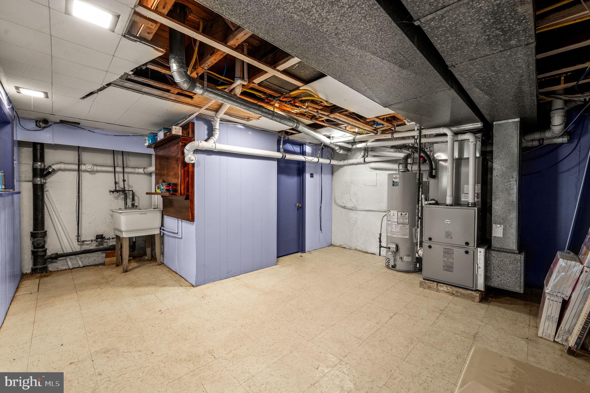 666 Dutton Circle Springfield, PA 19064 - Photo 25 of 35 Utility Room