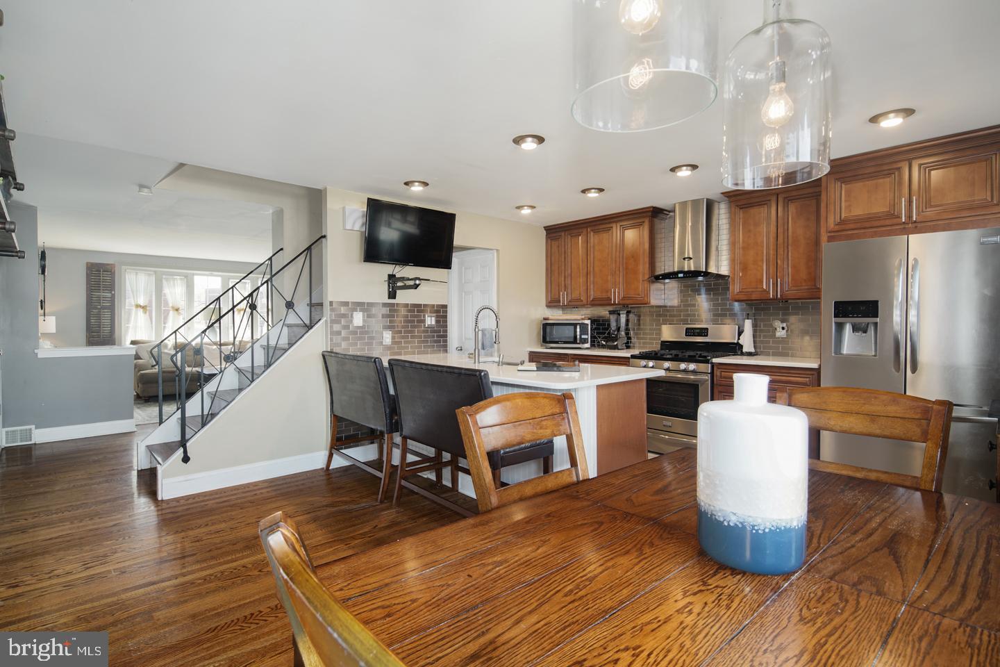 174 Hickory Hill Road Philadelphia, PA 19154 - Photo 5 of 27 Open Floor Lay-Out