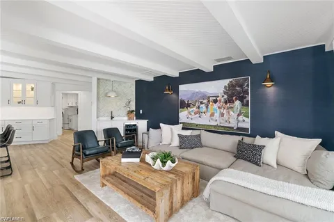 $2,750,000 | 1515 Osprey Avenue, Naples, FL 34102