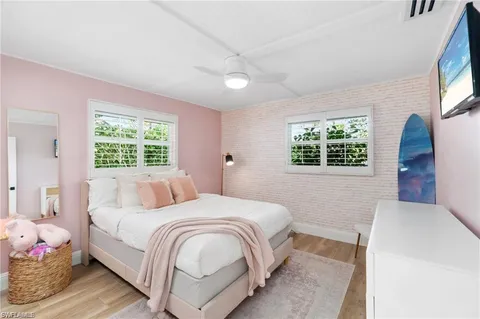 $2,750,000 | 1515 Osprey Avenue, Naples, FL 34102