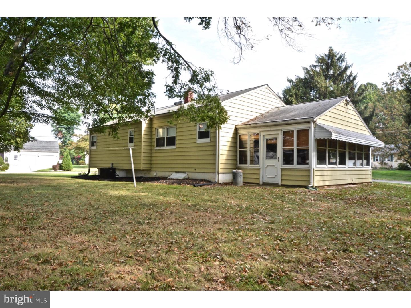 8 Stoneham Road Ewing, NJ 08638 - Photo 17 of 19 Gallery Image 17