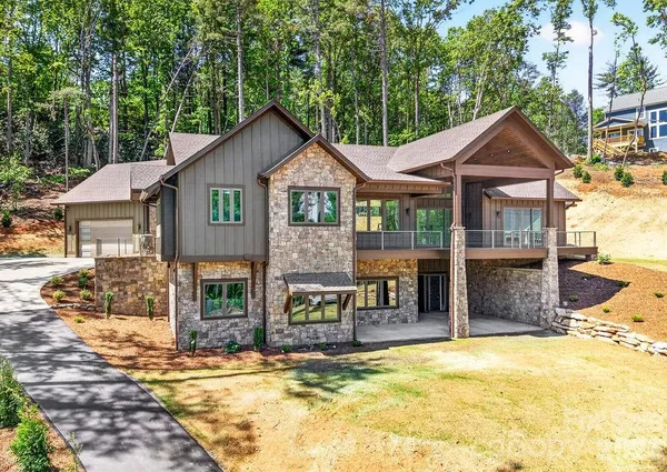 $1,650,000 | 246 Northview Drive, Hendersonville, NC 28791