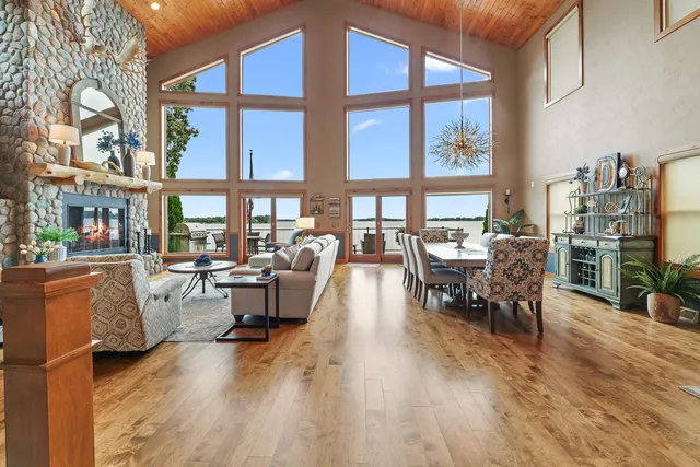 $1,299,000 | N10638 Howard Drive East, Fox Lake, WI 53933