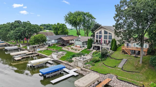 $1,299,000 | N10638 Howard Drive East, Fox Lake, WI 53933