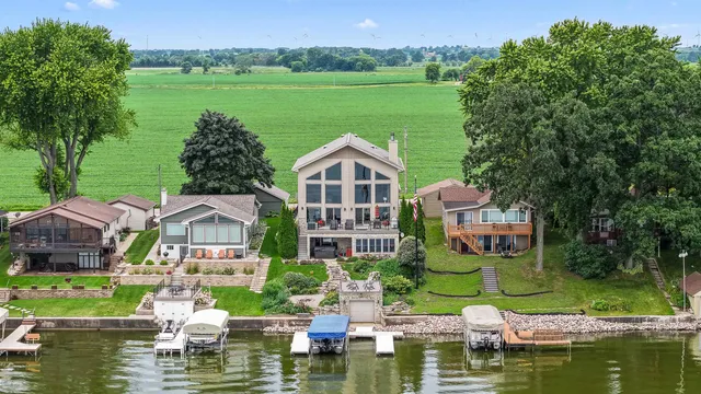 $1,299,000 | N10638 Howard Drive East, Fox Lake, WI 53933