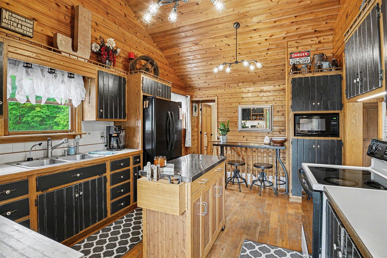 33394 Wattles Road Colon, MI 49040 - Photo 17 of 32