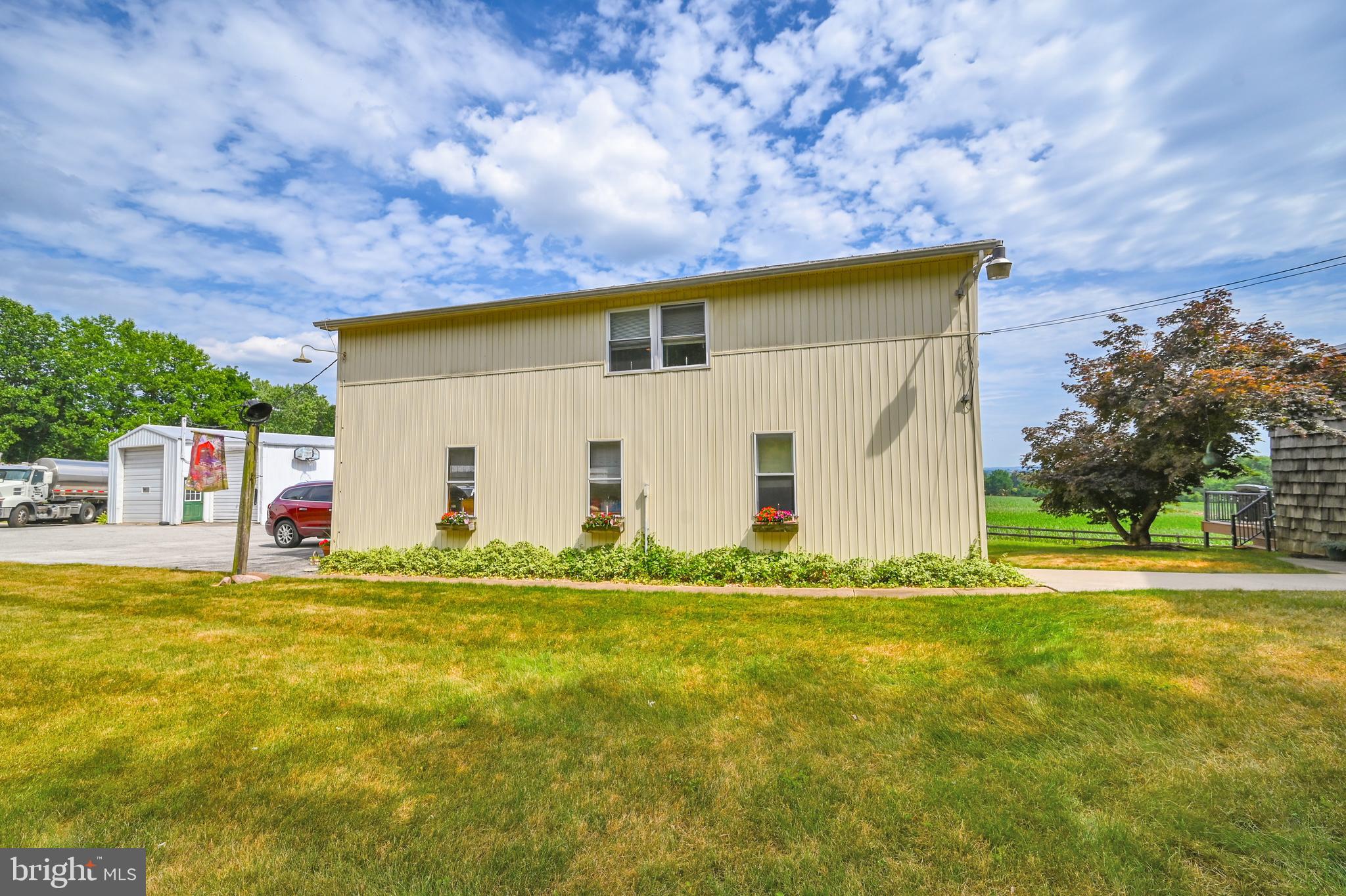 2890 Blackberry Road Dover, PA 17315 - Photo 45 of 63