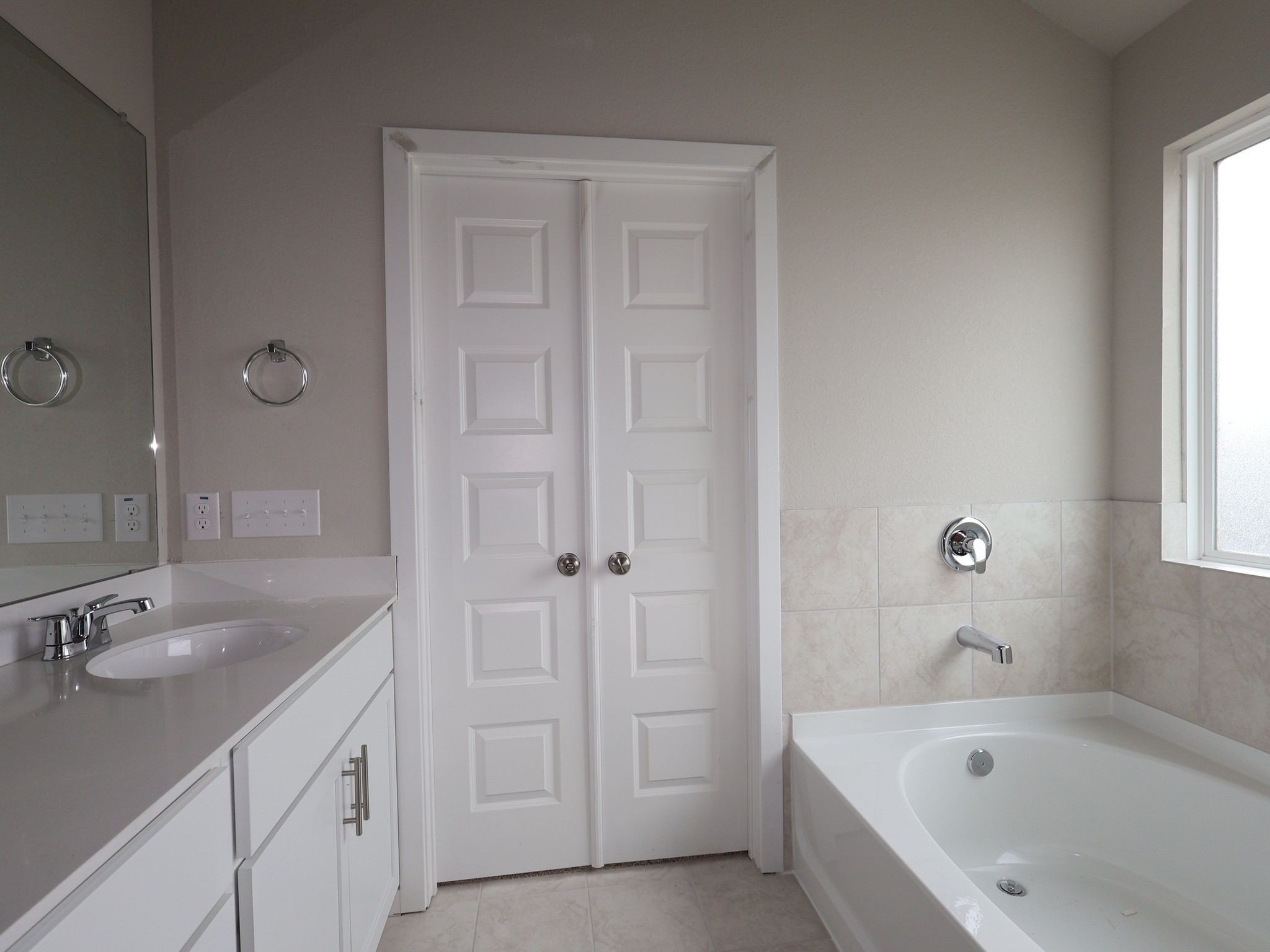7425 Pullman Cove Austin, TX 78747 - Photo 9 of 19 Gallery Image 9