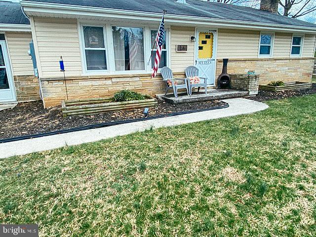 16 Ford Avenue Boonsboro, MD 21713 - Photo 1 of 8