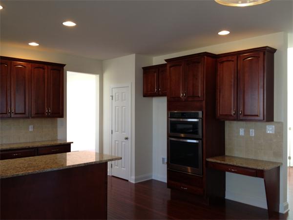 25 Anderson Way Walpole, MA 02032 - Photo 2 of 6